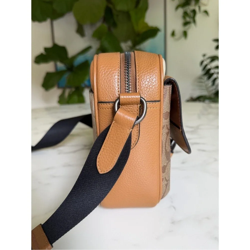 Coach Hudson Crossbody Bag In Colorblock Signature Canvas CR339 Light Saddle Tan